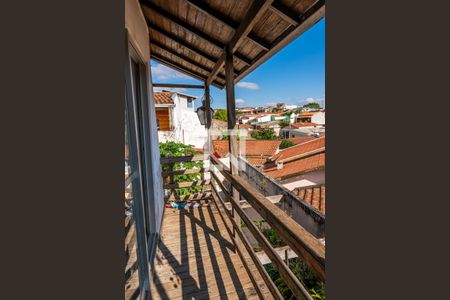 Casa à venda com 113m², 4 quartos e 3 vagas Casa à venda com 113m², 4 quartos e 3 vagasQuintal