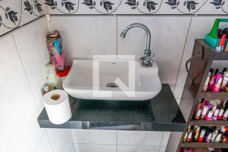 Casa à venda com 113m², 4 quartos e 3 vagas Casa à venda com 113m², 4 quartos e 3 vagasBanheiro de serviço