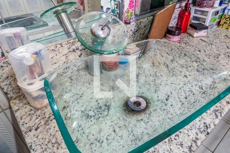 Casa à venda com 113m², 4 quartos e 3 vagas Casa à venda com 113m², 4 quartos e 3 vagasBanheiro da Suíte 1