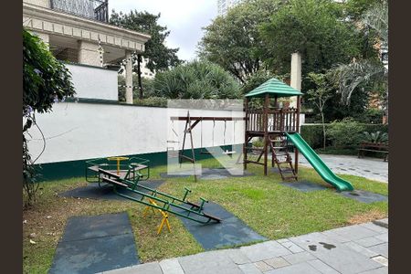 Apartamento à venda com 120m², 2 quartos e 2 vagasÁrea comum - Playground