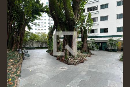 Apartamento à venda com 120m², 2 quartos e 2 vagasÁrea externa