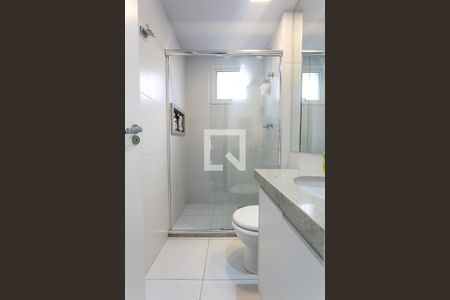 Apartamento para alugar com 57m², 2 quartos e 1 vaga Apartamento para alugar com 57m², 2 quartos e 1 vagaBanheiro da Suíte