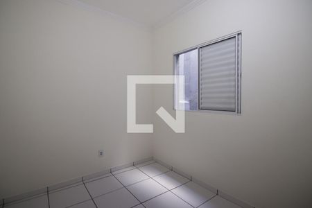 Casa à venda com 65m², 2 quartos e 2 vagasQuarto 