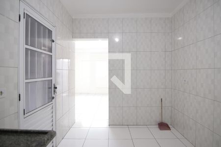 Casa à venda com 65m², 2 quartos e 2 vagasCozinha