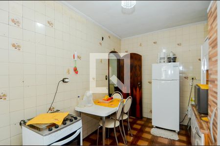 Casa à venda com 99m², 3 quartos e 2 vagasCozinha