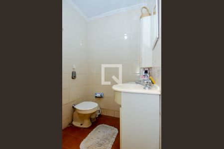 Casa à venda com 99m², 3 quartos e 2 vagasBanheiro Social