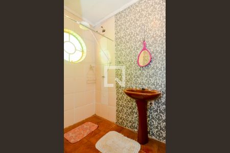 Casa à venda com 99m², 3 quartos e 2 vagasBanheiro da Suíte