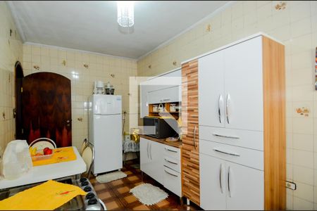 Casa à venda com 99m², 3 quartos e 2 vagasCozinha