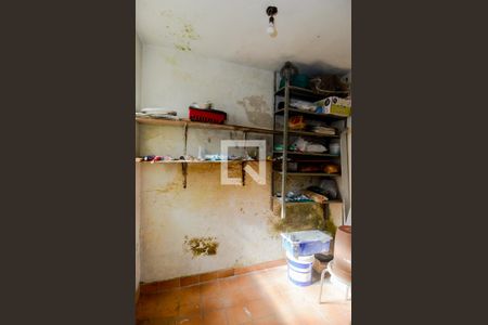 Casa à venda com 99m², 3 quartos e 2 vagasQuarto de Serviço