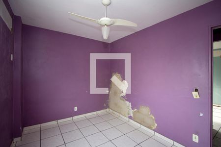 Quarto 2 de apartamento para alugar com 2 quartos, 50m² em Brasilândia, São Gonçalo