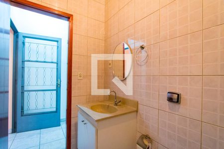 Casa à venda com 140m², 2 quartos e 2 vagas Casa à venda com 140m², 2 quartos e 2 vagasBanheiro