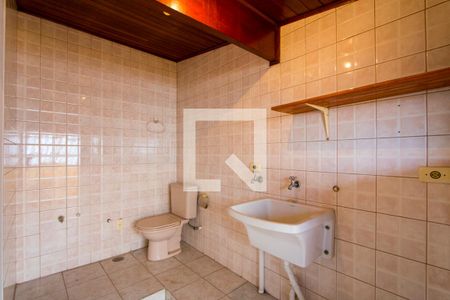 Casa à venda com 140m², 2 quartos e 2 vagas Casa à venda com 140m², 2 quartos e 2 vagasBanheiro