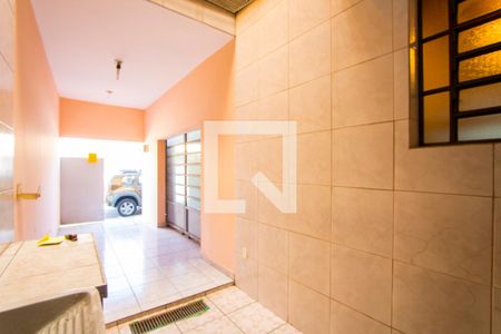 Casa à venda com 140m², 2 quartos e 2 vagas Casa à venda com 140m², 2 quartos e 2 vagasÁrea de Serviço