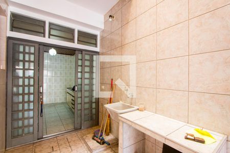 Casa à venda com 140m², 2 quartos e 2 vagas Casa à venda com 140m², 2 quartos e 2 vagasÁrea de Serviço