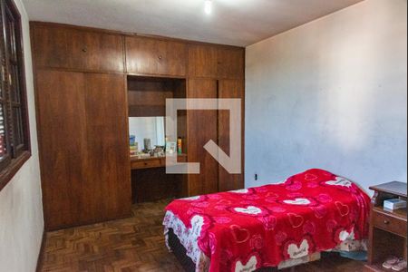 Casa para alugar com 330m², 4 quartos e 3 vagas Casa para alugar com 330m², 4 quartos e 3 vagasSuíte