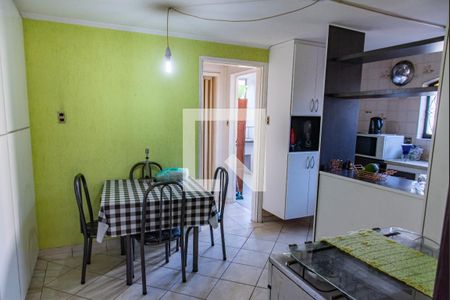 Casa para alugar com 330m², 4 quartos e 3 vagas Casa para alugar com 330m², 4 quartos e 3 vagasCopa