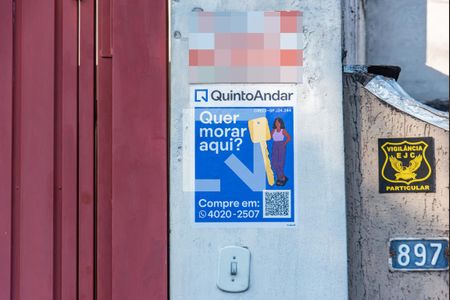 Casa para alugar com 330m², 4 quartos e 3 vagas Casa para alugar com 330m², 4 quartos e 3 vagasPlaca