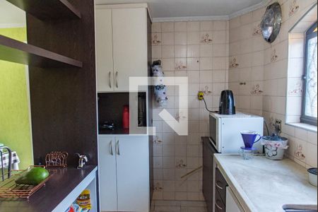 Casa para alugar com 330m², 4 quartos e 3 vagas Casa para alugar com 330m², 4 quartos e 3 vagasCozinha