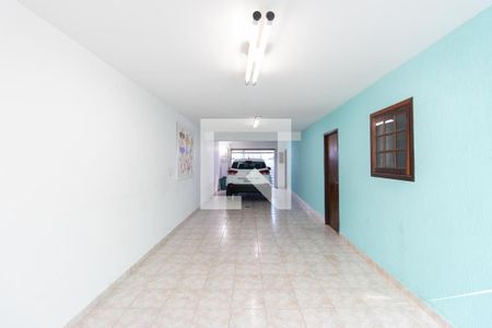 Casa à venda com 200m², 3 quartos e 4 vagasGaragem