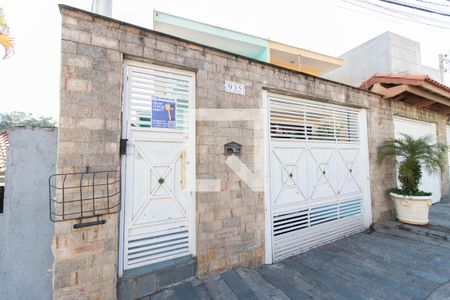 Casa à venda com 200m², 3 quartos e 4 vagasFachada Frente