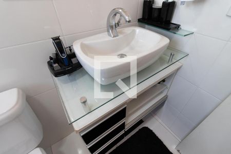 Casa à venda com 200m², 3 quartos e 4 vagasBanheiro do Quarto 2