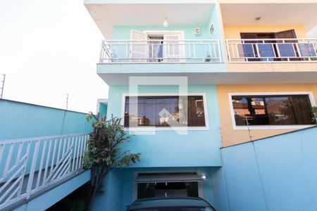 Casa à venda com 200m², 3 quartos e 4 vagasFachada