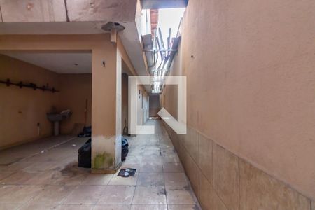 Casa à venda com 314m², 3 quartos e 2 vagasQuintal