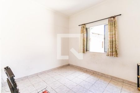 Casa à venda com 350m², 3 quartos e 3 vagas Casa à venda com 350m², 3 quartos e 3 vagasQuarto 3