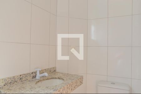 Casa à venda com 179m², 3 quartos e 4 vagas Casa à venda com 179m², 3 quartos e 4 vagasBanheiro da Suíte 2