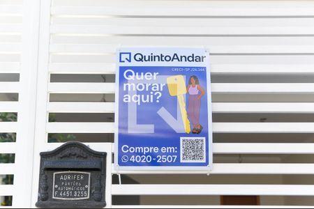 Casa à venda com 179m², 3 quartos e 4 vagas Casa à venda com 179m², 3 quartos e 4 vagasPlaca