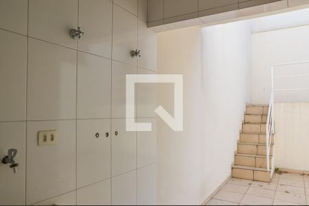 Casa à venda com 179m², 3 quartos e 4 vagas Casa à venda com 179m², 3 quartos e 4 vagasÁrea de Serviço