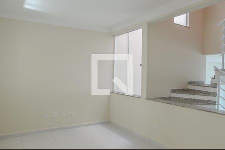 Casa à venda com 179m², 3 quartos e 4 vagas Casa à venda com 179m², 3 quartos e 4 vagasCopa