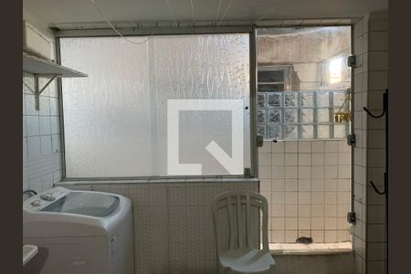Apartamento à venda com 72m², 2 quartos e 1 vagaÁrea de Serviço