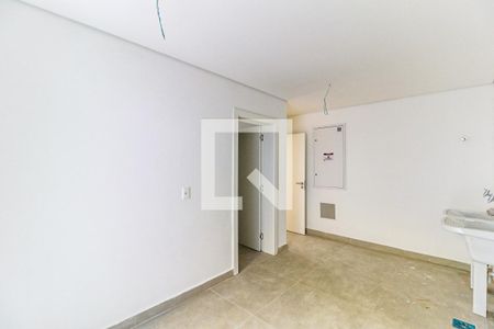 Casa de condomínio à venda com 850m², 4 quartos e 6 vagas Casa de condomínio à venda com 850m², 4 quartos e 6 vagasÁrea de Serviço