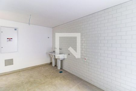 Casa de condomínio à venda com 850m², 4 quartos e 6 vagas Casa de condomínio à venda com 850m², 4 quartos e 6 vagasÁrea de Serviço