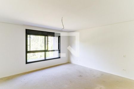 Casa de condomínio à venda com 850m², 4 quartos e 6 vagas Casa de condomínio à venda com 850m², 4 quartos e 6 vagasSuíte 4