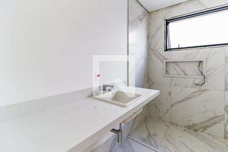 Casa de condomínio à venda com 850m², 4 quartos e 6 vagas Casa de condomínio à venda com 850m², 4 quartos e 6 vagasBanheiro Suíte 3