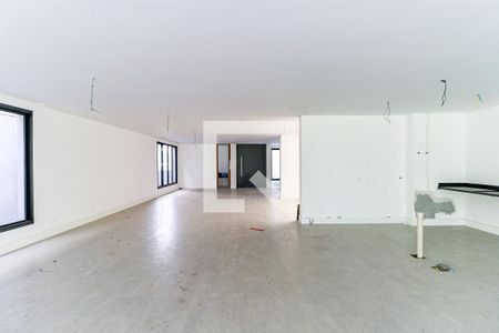 Casa de condomínio à venda com 850m², 4 quartos e 6 vagas Casa de condomínio à venda com 850m², 4 quartos e 6 vagasCozinha