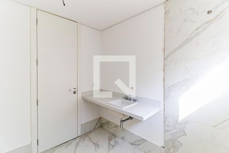 Casa de condomínio à venda com 838m², 4 quartos e 6 vagas Casa de condomínio à venda com 838m², 4 quartos e 6 vagasBanheiro Suíte 3
