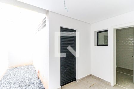 Casa de condomínio à venda com 828m², 4 quartos e 6 vagas Casa de condomínio à venda com 828m², 4 quartos e 6 vagasÁrea de Serviço