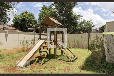 Apartamento à venda com 51m², 2 quartos e 1 vaga Apartamento à venda com 51m², 2 quartos e 1 vagaÁrea comum - Playground