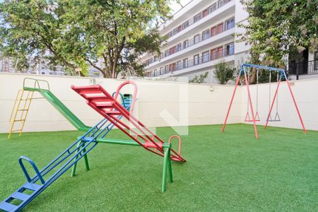 Apartamento à venda com 51m², 2 quartos e 1 vaga Apartamento à venda com 51m², 2 quartos e 1 vagaÁrea comum - Playground