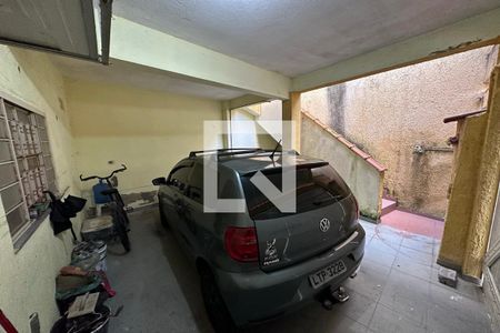 Casa à venda com 395m², 5 quartos e 2 vagas Casa à venda com 395m², 5 quartos e 2 vagasGaragem