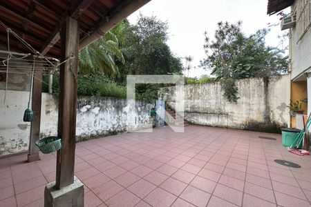 Casa à venda com 395m², 5 quartos e 2 vagas Casa à venda com 395m², 5 quartos e 2 vagasÁrea de Serviço