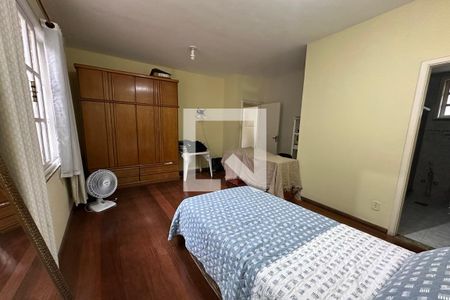 Casa à venda com 395m², 5 quartos e 2 vagas Casa à venda com 395m², 5 quartos e 2 vagasSuíte 2