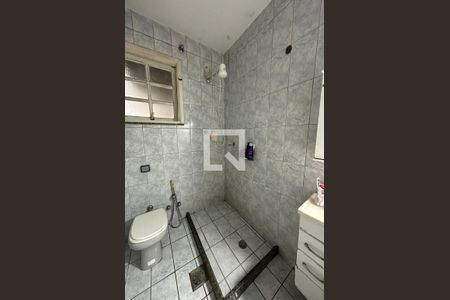 Casa à venda com 395m², 5 quartos e 2 vagas Casa à venda com 395m², 5 quartos e 2 vagasBanheiro da Suíte 3