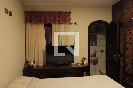 Casa à venda com 150m², 3 quartos e 2 vagasSuíte