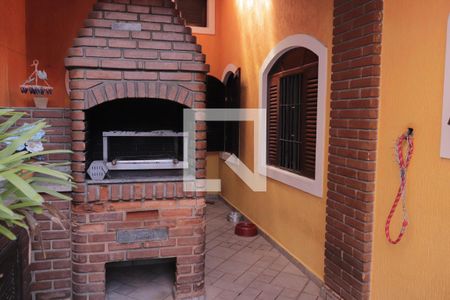 Casa à venda com 150m², 3 quartos e 2 vagasChurrasqueira