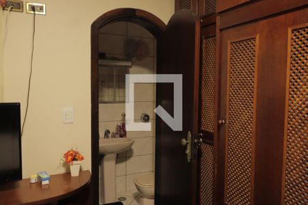 Casa à venda com 150m², 3 quartos e 2 vagasSuíte