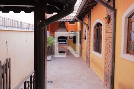 Casa à venda com 150m², 3 quartos e 2 vagasQuintal
